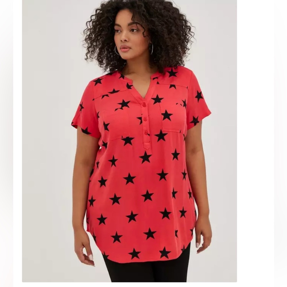 Torrid Harper Pullover Star Print Short Tunic Blouse NWT